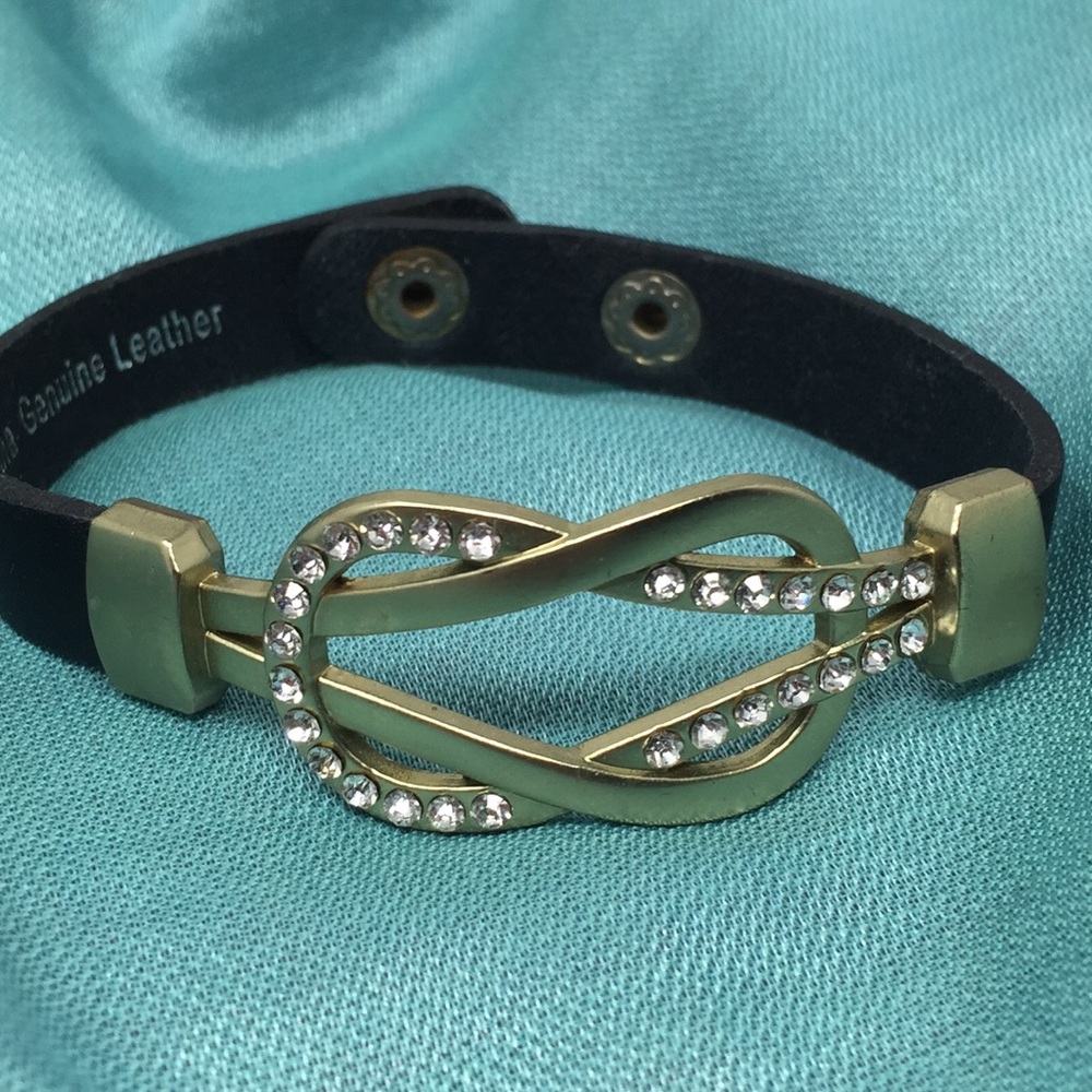 Yik Fung Jewelry Leather Bracelet Rhinestones